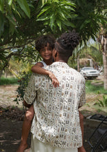 Load image into Gallery viewer, Weg’i Bida Kamisa (domino shirt)