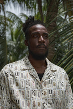 Load image into Gallery viewer, Weg’i Bida Kamisa (domino shirt)