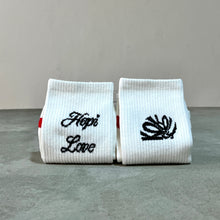 Load image into Gallery viewer, Hopi Love - Kokolishi classsic socks