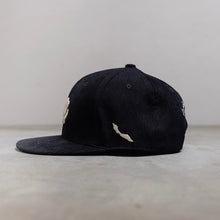 Load image into Gallery viewer, Kokolishi snapback - Black Corduroy
