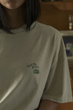 Load image into Gallery viewer, Trust the process Kokolishi Tee -  Cream/green
