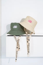 Load image into Gallery viewer, Kokolishi Bucket hat with straps - Sand
