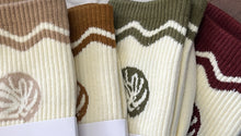 Load image into Gallery viewer, Hopi Master - Kokolishi socks
