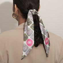 Load image into Gallery viewer, Coin  - Kokolishi Twilly scarf
